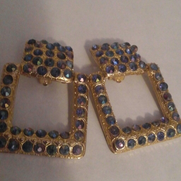 VTG CRYSTAL AURORA BOREALIS LG CLIP ON EARRINGS - Picture 6 of 6